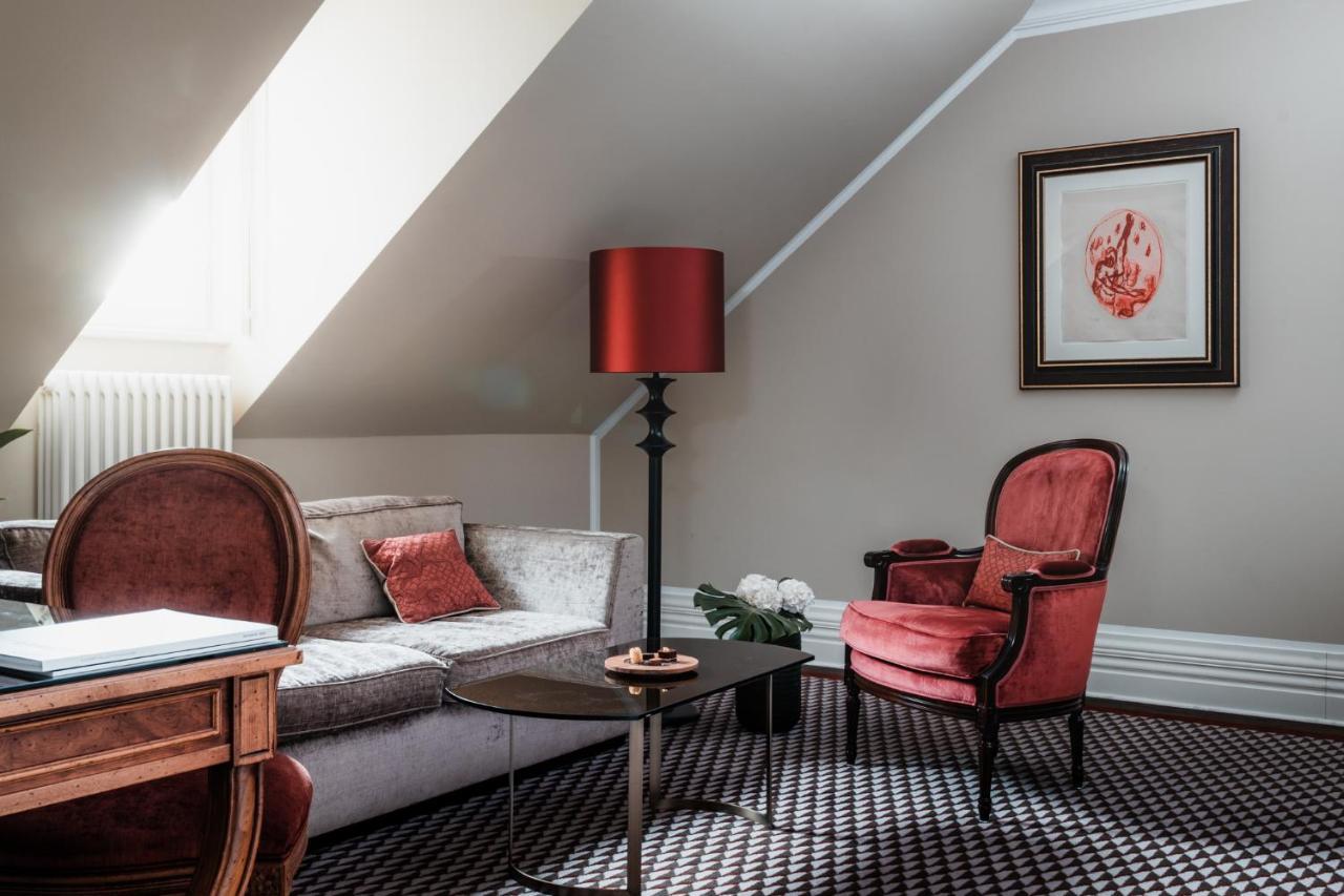 Althoff Grandhotel Schloss Bensberg Bergisch Gladbach Luaran gambar A suite at the hotel