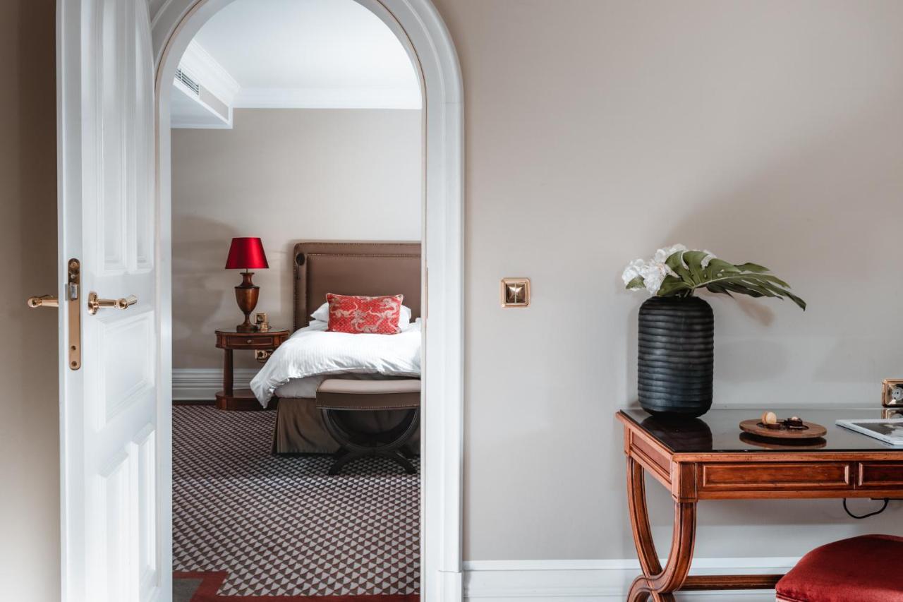 Althoff Grandhotel Schloss Bensberg Bergisch Gladbach Luaran gambar A suite at the hotel