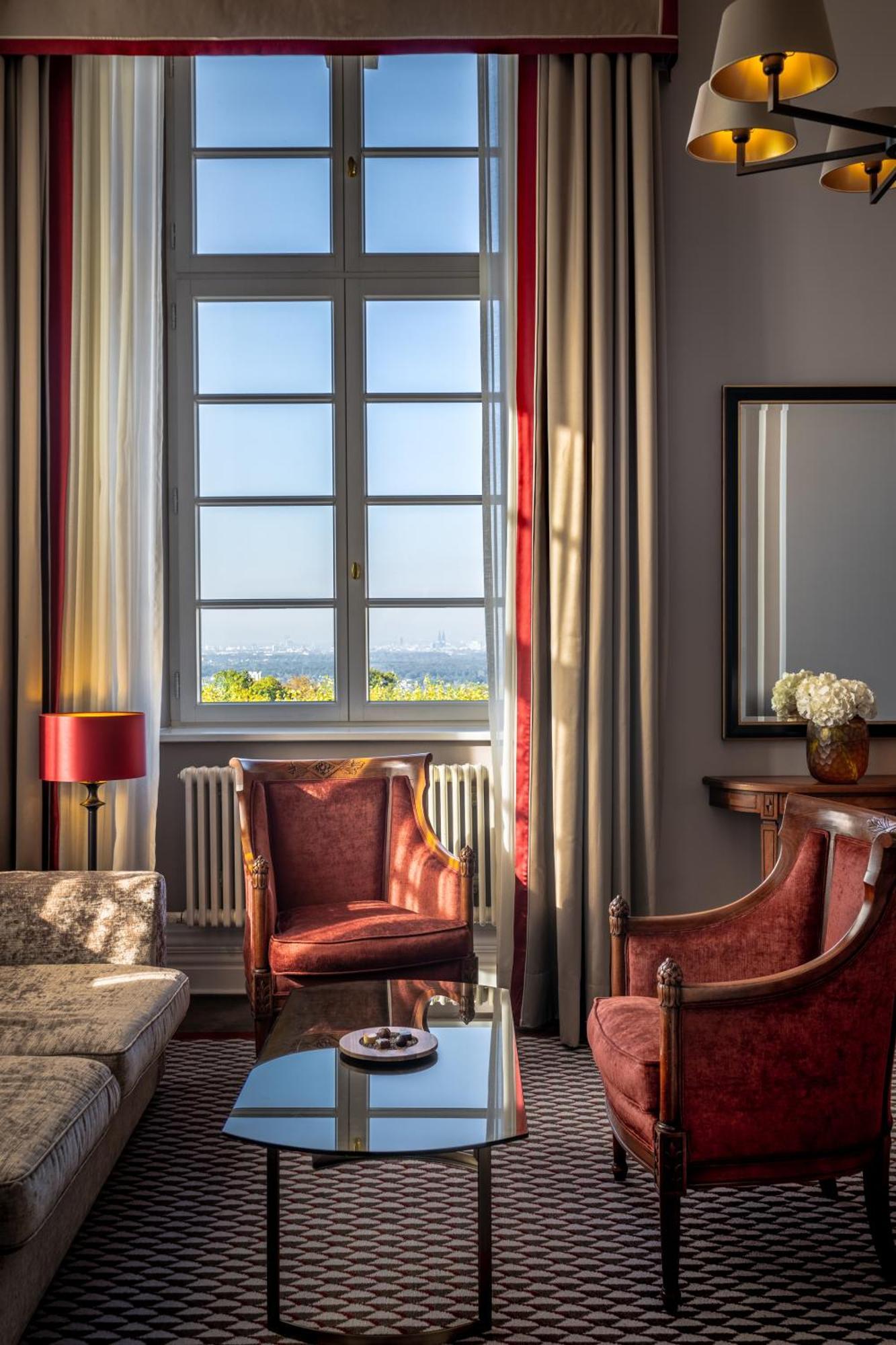Althoff Grandhotel Schloss Bensberg Bergisch Gladbach Luaran gambar A room at the Hotel de la Ville