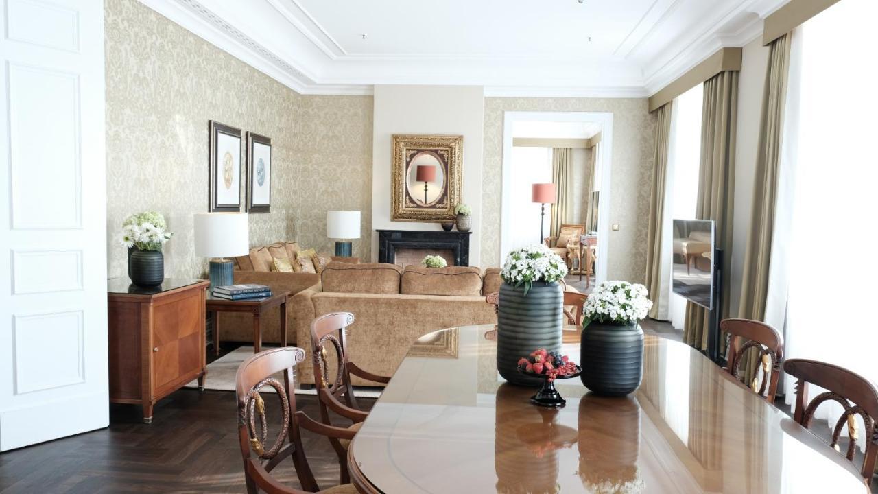 Althoff Grandhotel Schloss Bensberg Bergisch Gladbach Luaran gambar A suite at the hotel